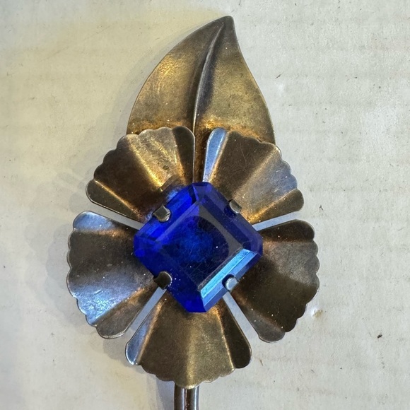 Huge antique flower blue glass crystals cabochon sterling silver brooch pin - Picture 4 of 16